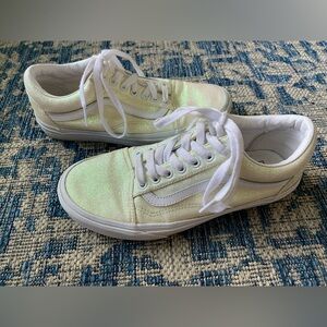 Women’s Old Skool Glitter Vans Size 9